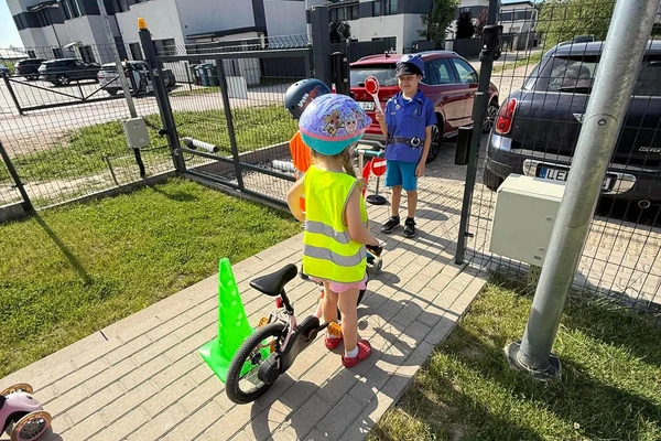 MINĖJOME PASAULINĘ DVIRAČIO DIENĄ