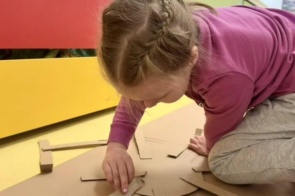 PRIEMONES IŠ ANTRINIŲ ŽALIAVŲ GALI KURTI IR PATYS VAIKAI