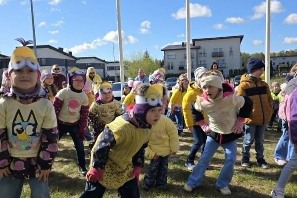 ŠOKIS IR LAIMĖ, TAI LYG VASARA IR SAULĖ 