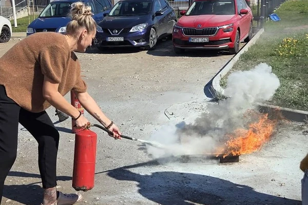 VYKO FUNKCINĖS PRIEŠGAISRINĖS IR CIVILINĖS SAUGOS PRATYBOS